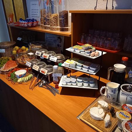Hotel Am Hohen Schwarm Saalfeld Saale Экстерьер фото